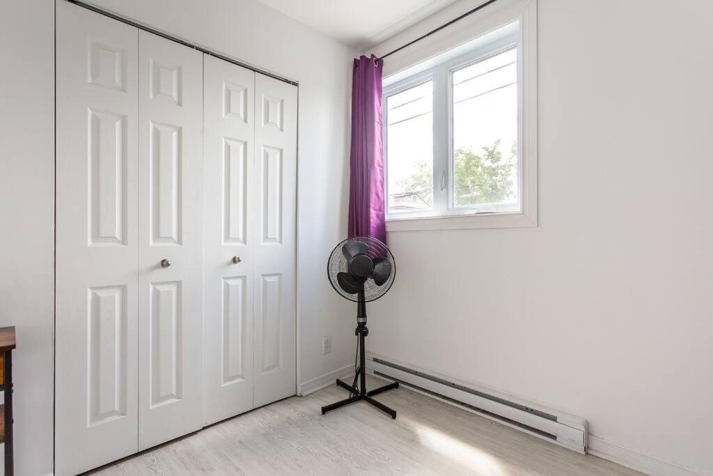 Lovely Rental Unit With Balcony~ Autoroute 40 Montreal Bagian luar foto